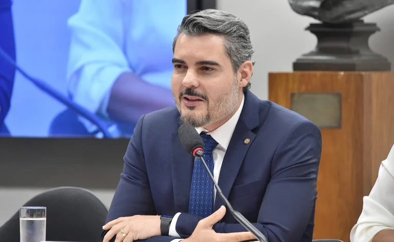 Deputado Thiago Flores