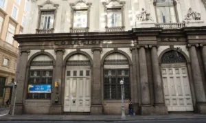 Antiga sede dos Correios no centro do Rio será leiloada por R$ 53,6 milhões