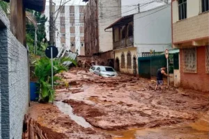 Chuvas fortes em Juiz de Fora e Ubá na zona da mata de Minas Gerais