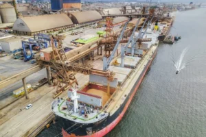 MP prevê R$ 18,5 bilhões em crédito para exportadores afetados por tarifaço dos EUA
